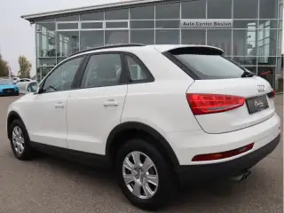Vehicle image thumbnail, number 3