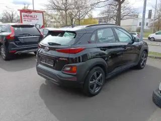 Vehicle image thumbnail, number 4