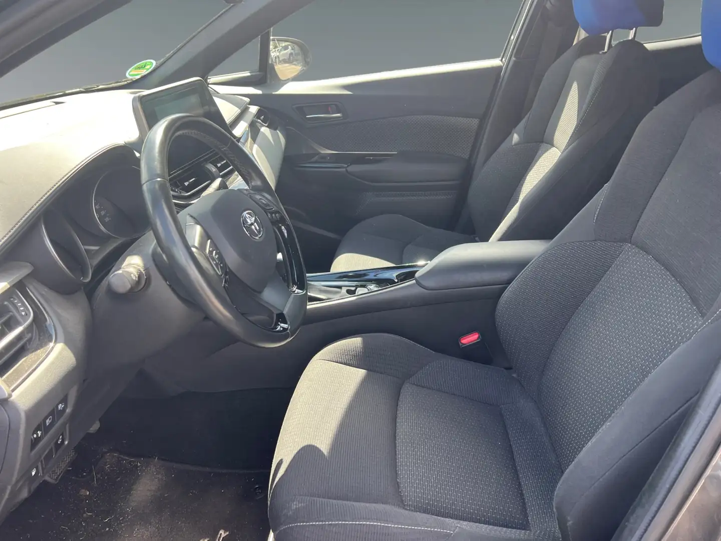 Vehicle image, number 10