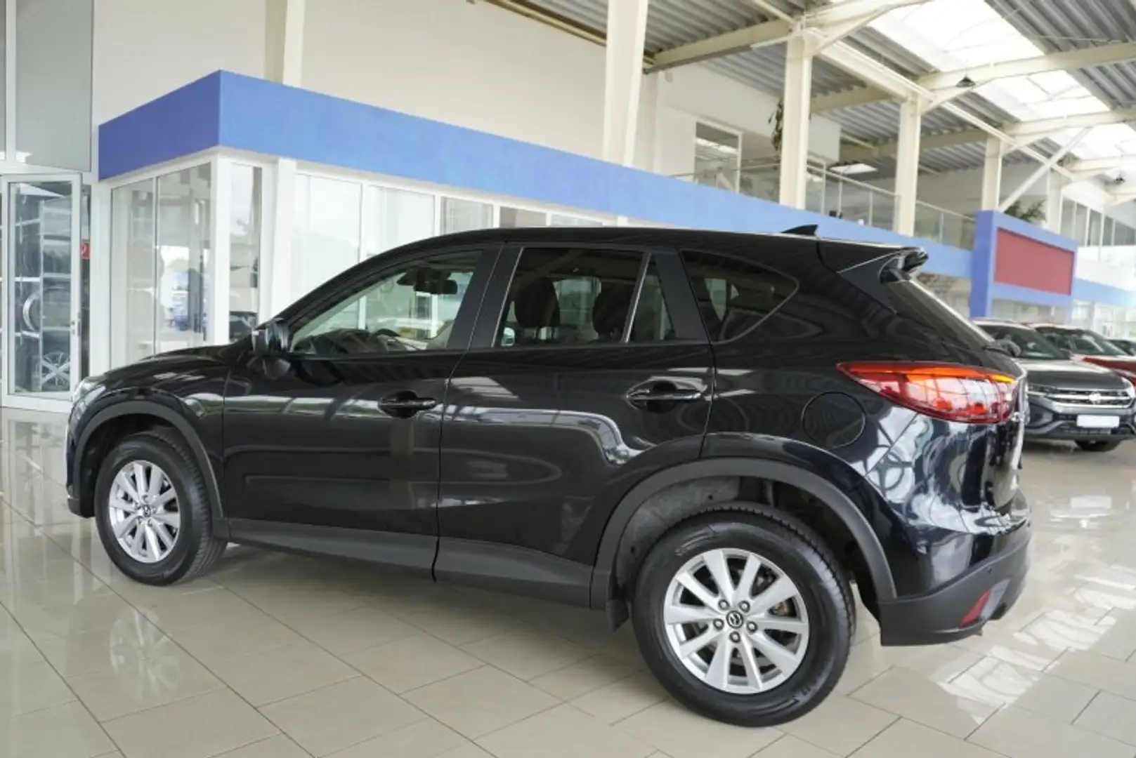 Vehicle image, number 6
