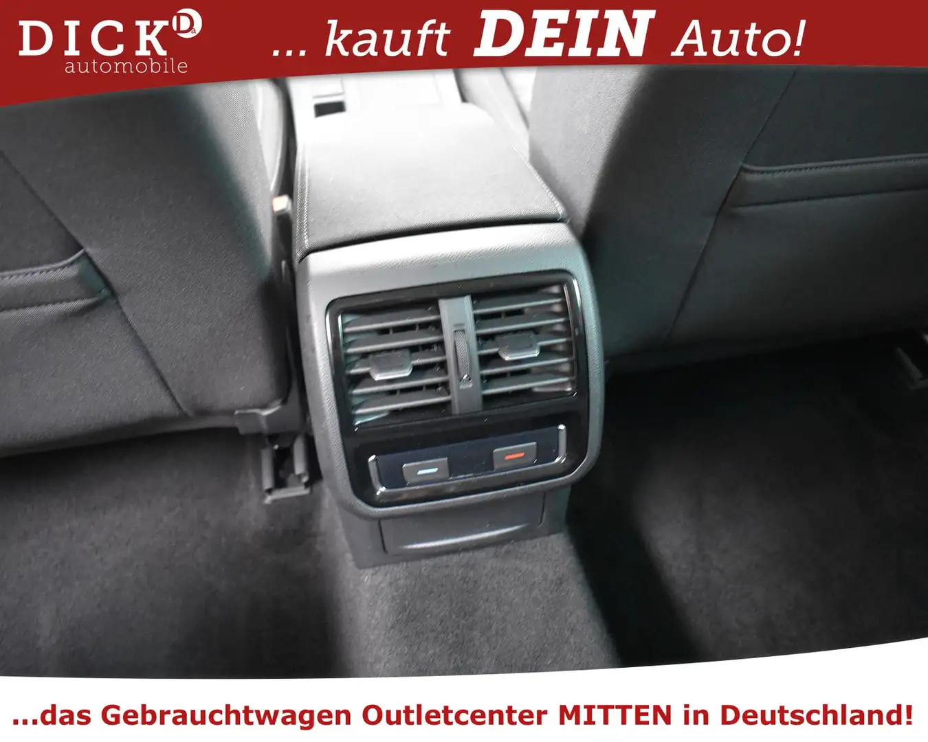 Vehicle image, number 19
