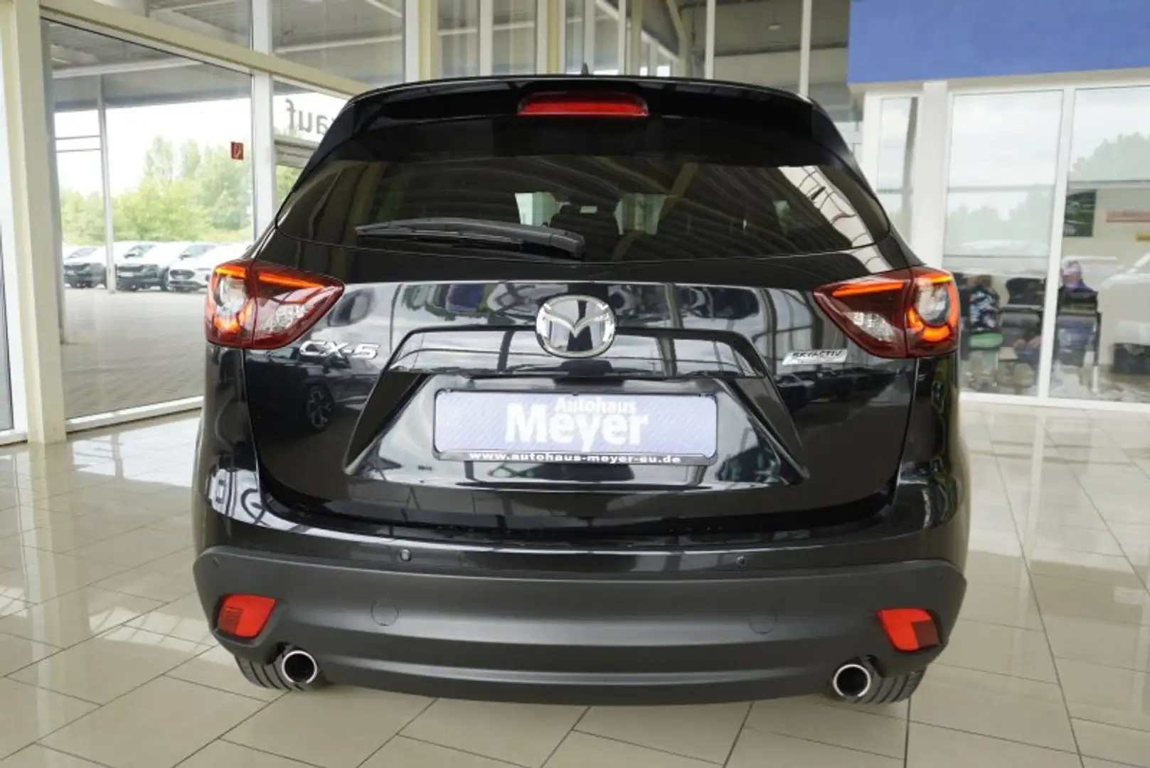 Vehicle image, number 5