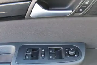 Vehicle image thumbnail, number 14