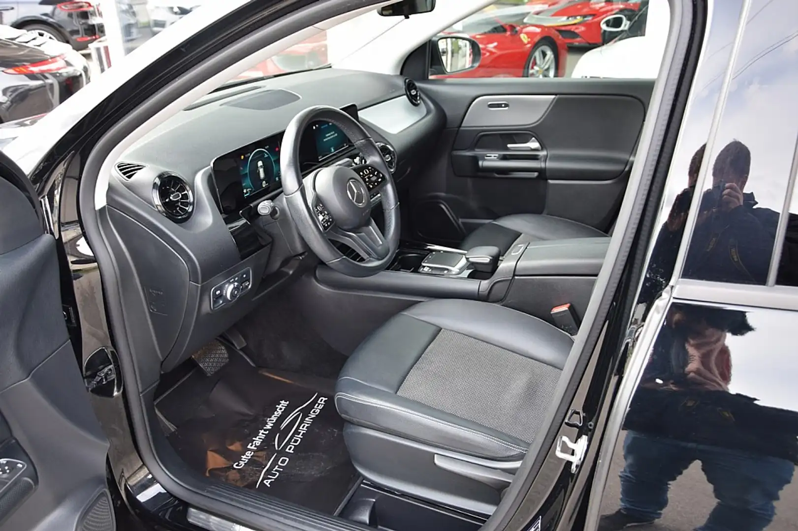 Vehicle image, number 9