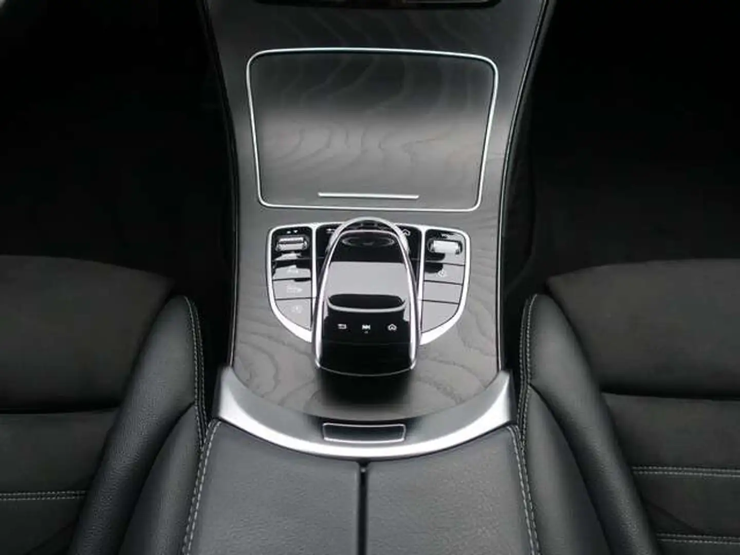 Vehicle image, number 11