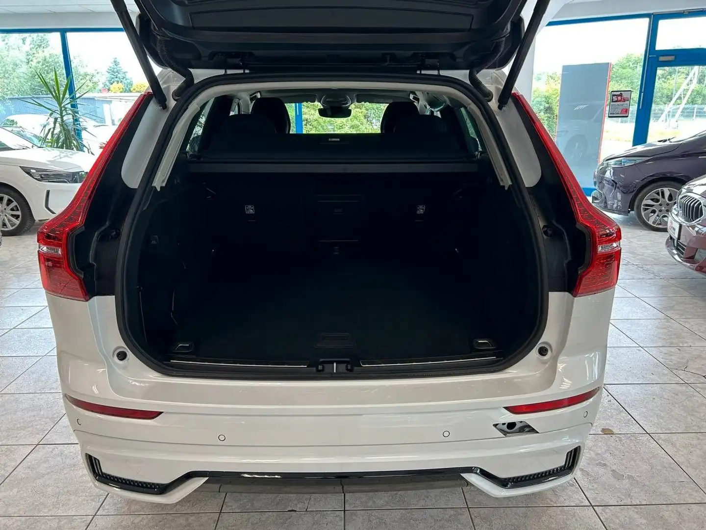 Vehicle image, number 7
