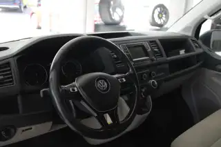 Vehicle image thumbnail, number 9