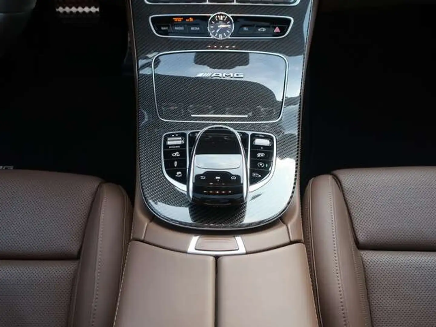 Vehicle image, number 11