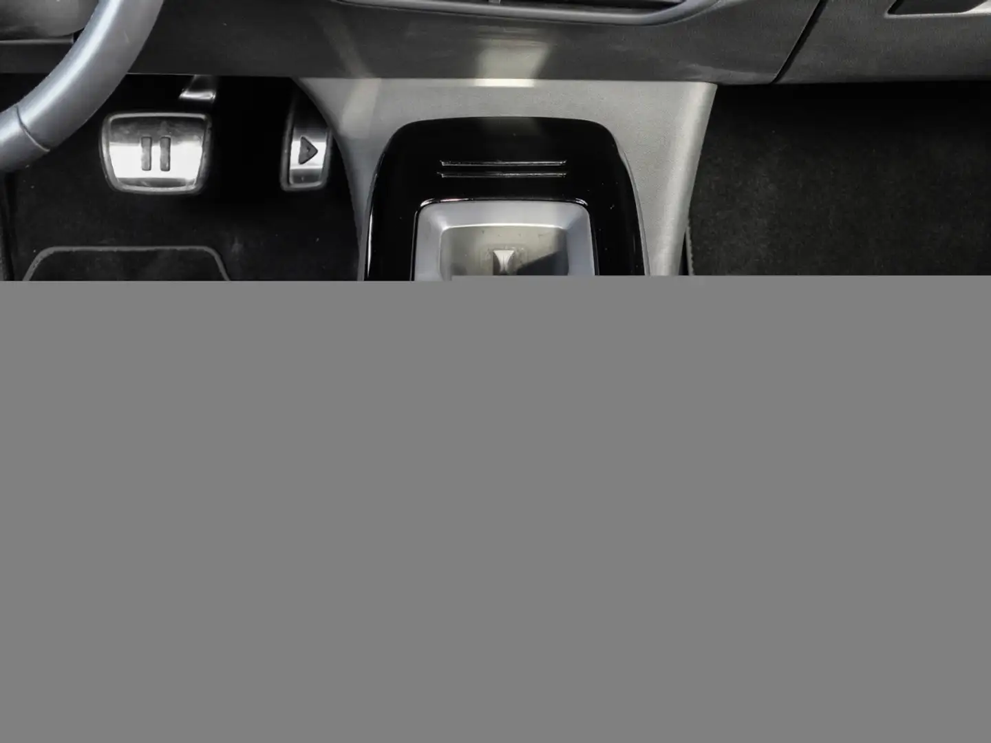 Vehicle image, number 16