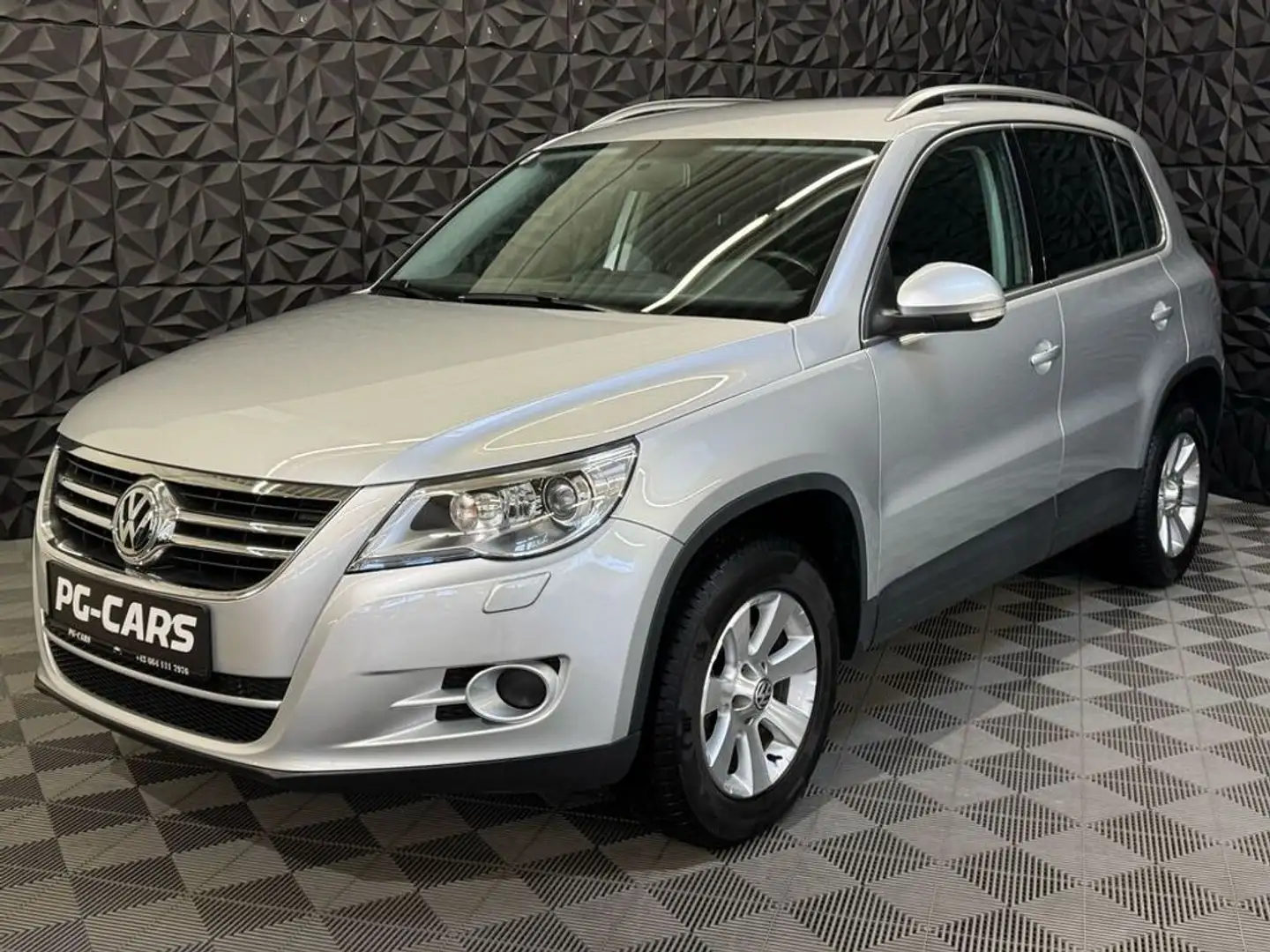 Vehicle image, number 4