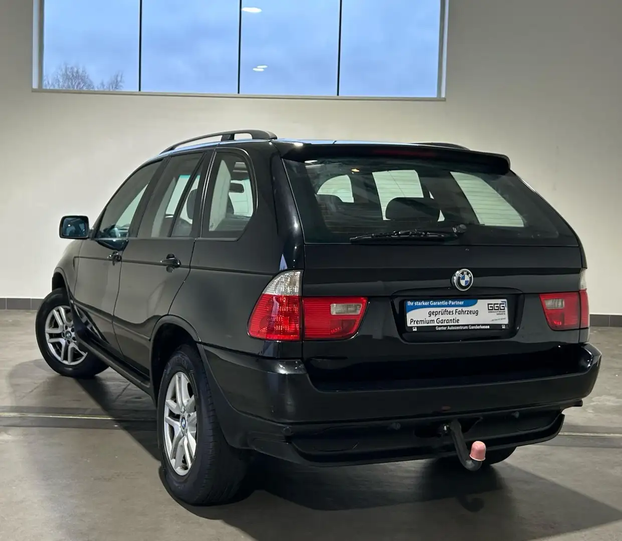 Vehicle image, number 5