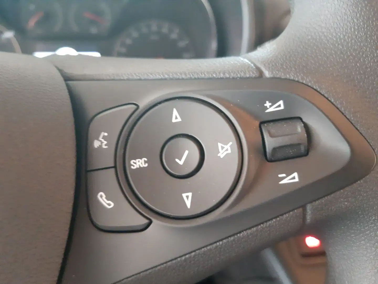 Vehicle image, number 13