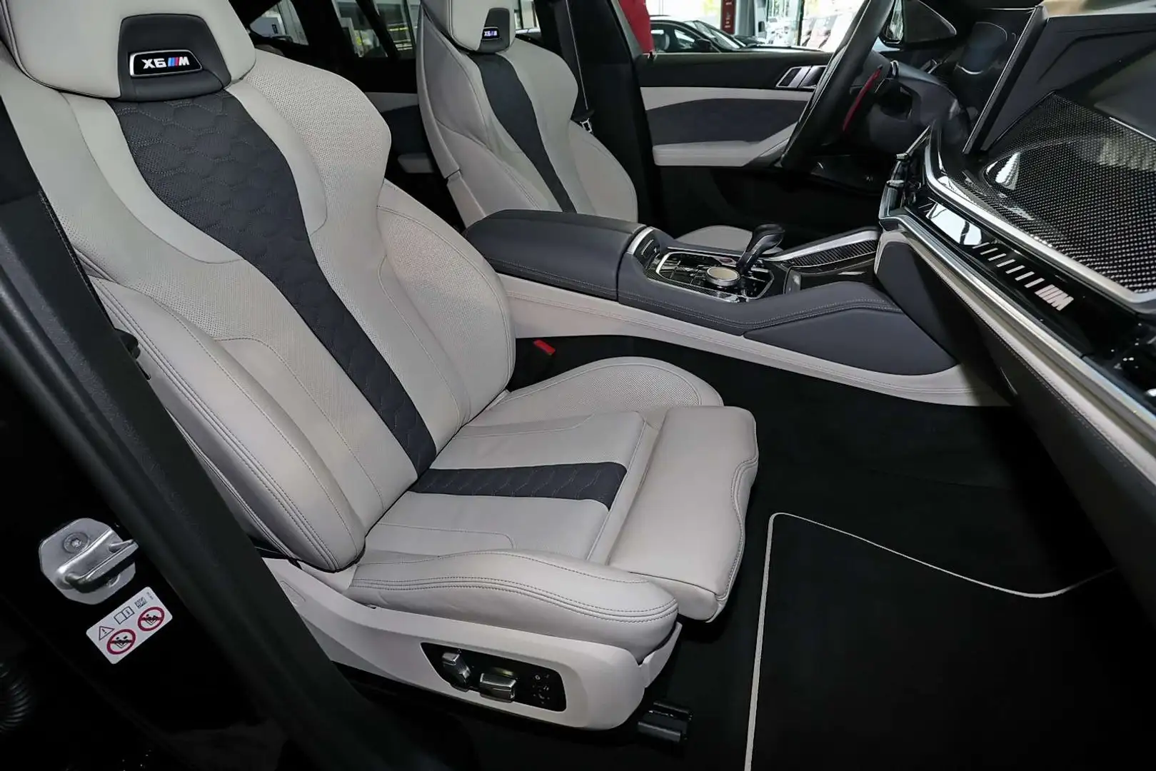 Vehicle image, number 4