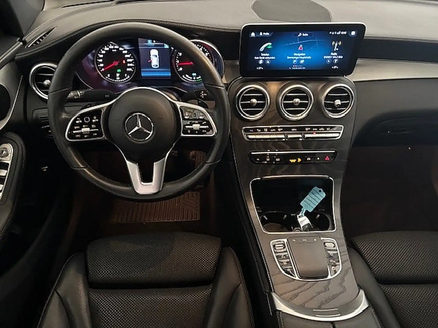 Vehicle image, number 8