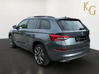 Vehicle image thumbnail, number 5