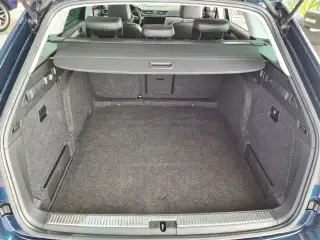 Vehicle image thumbnail, number 7