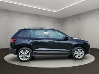 Vehicle image thumbnail, number 6