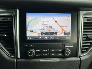 Vehicle image thumbnail, number 18