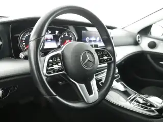 Vehicle image thumbnail, number 6