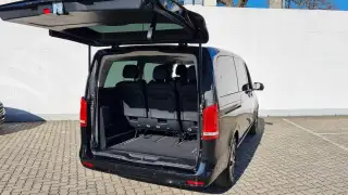 Vehicle image thumbnail, number 8