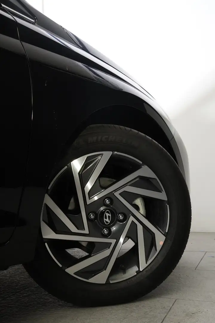 Vehicle image, number 5