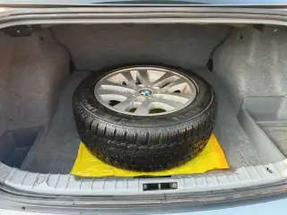 Vehicle image thumbnail, number 13