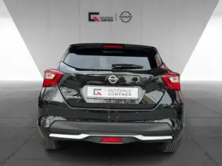 Vehicle image thumbnail, number 3