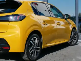 Vehicle image thumbnail, number 15