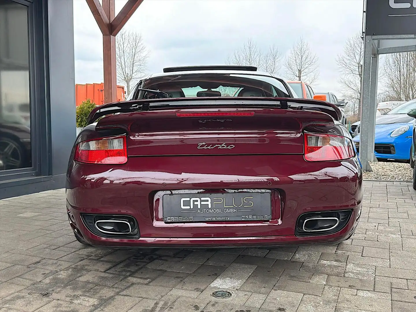 Vehicle image, number 9