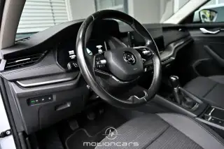 Vehicle image thumbnail, number 12