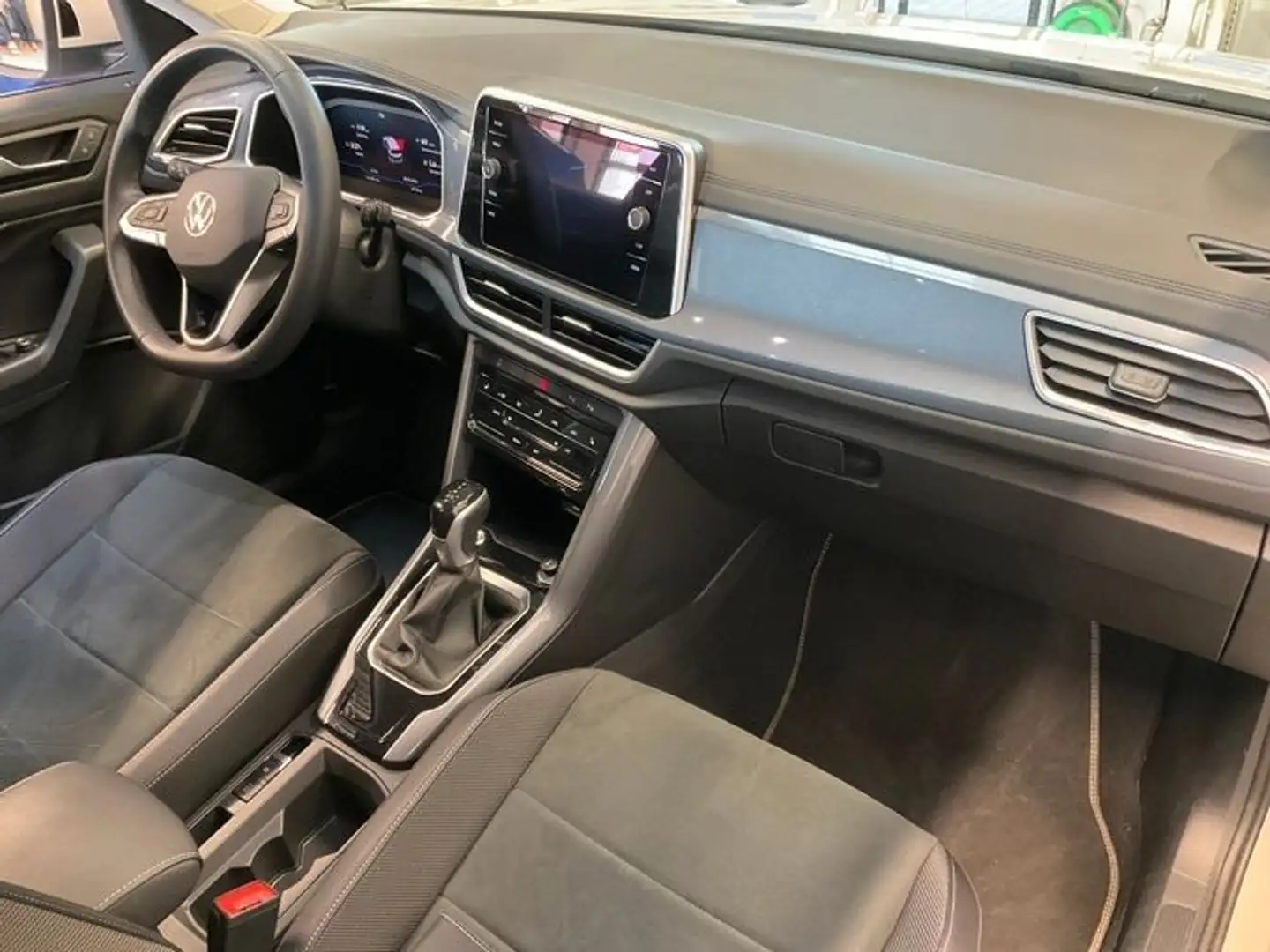 Vehicle image, number 5