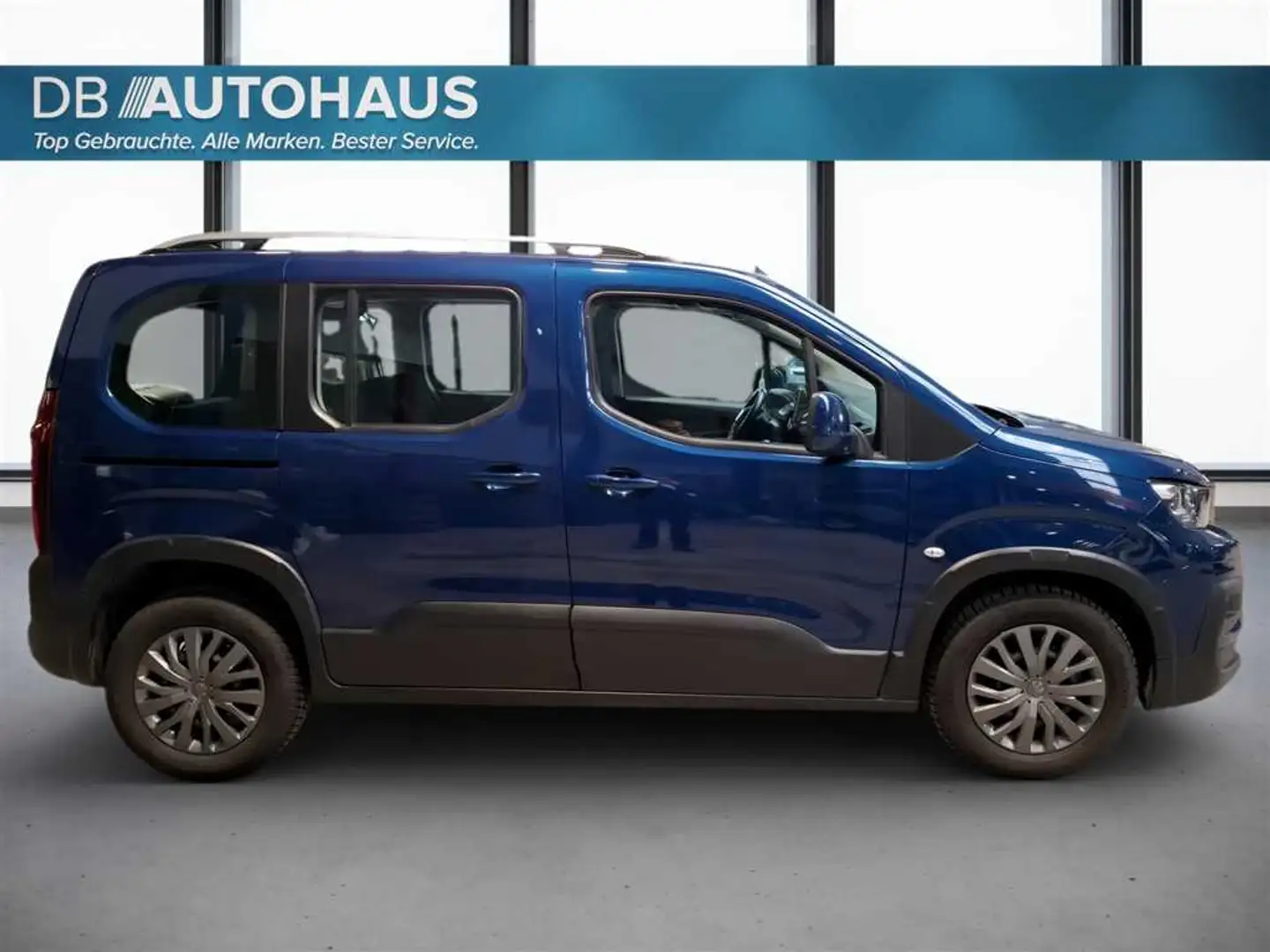 Vehicle image, number 3