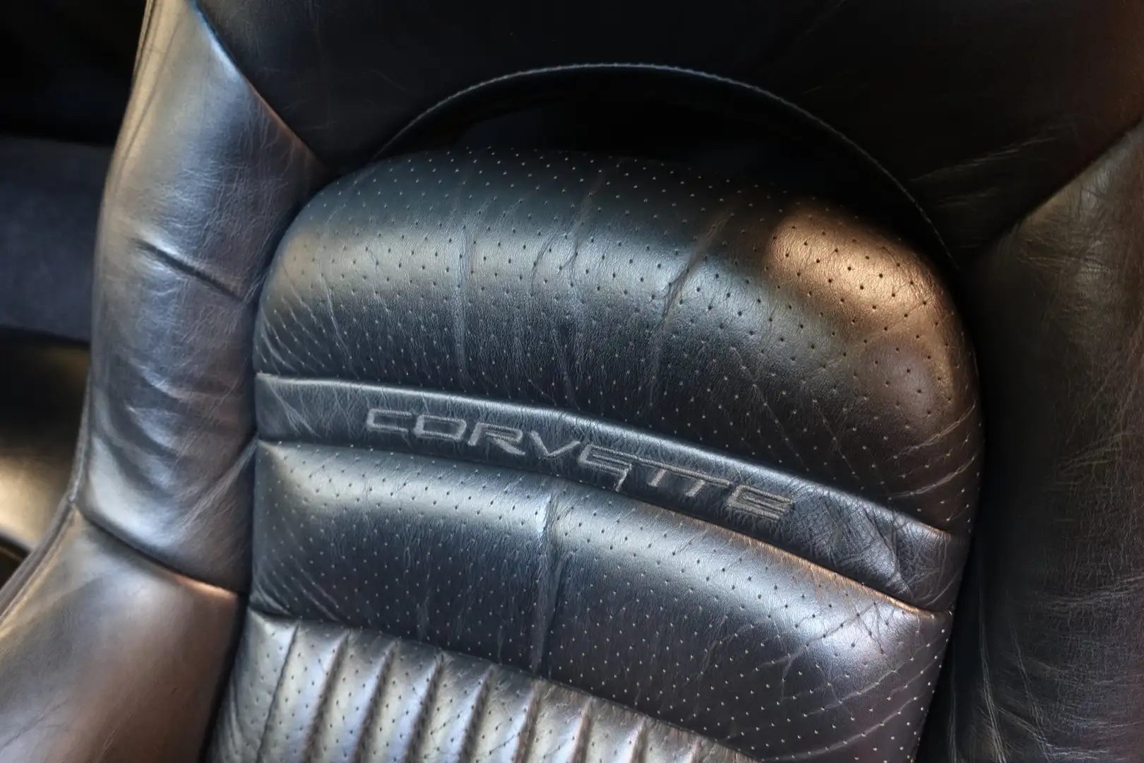 Vehicle image, number 13