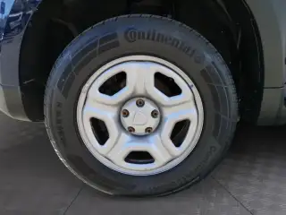 Vehicle image thumbnail, number 13