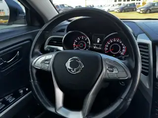 Vehicle image thumbnail, number 15