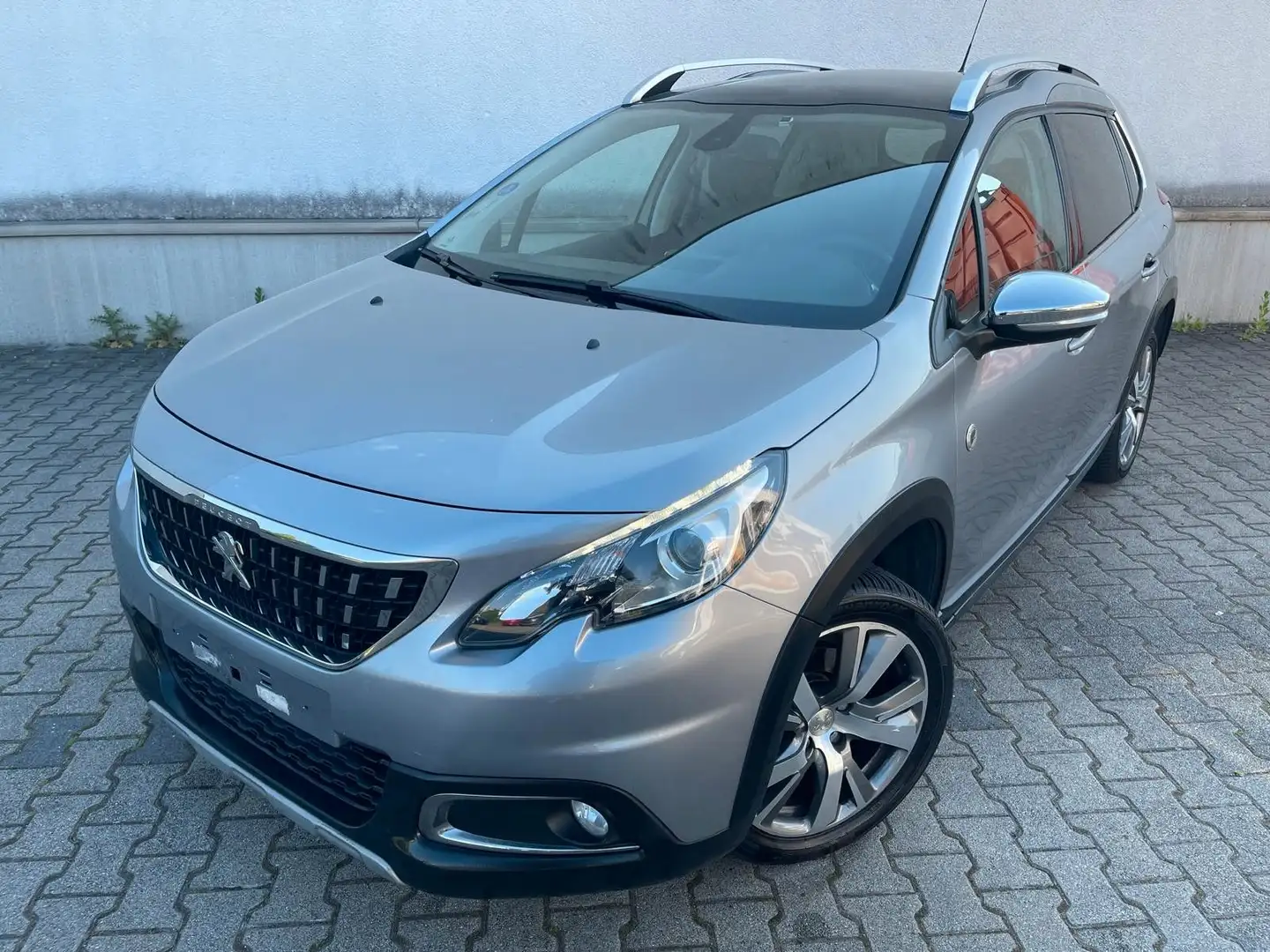 Vehicle image, number 1