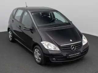 Vehicle image thumbnail, number 3