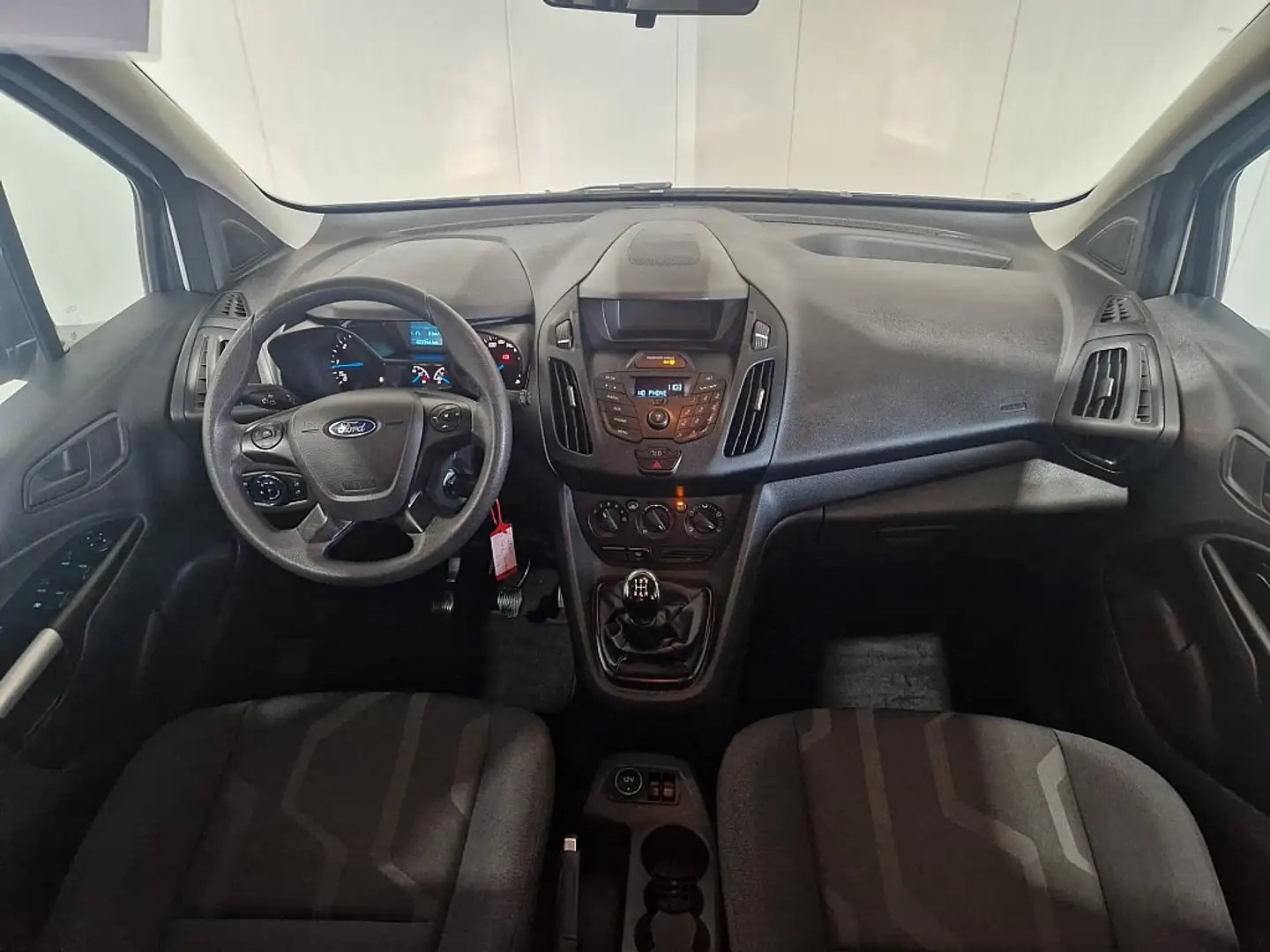 Vehicle image, number 9