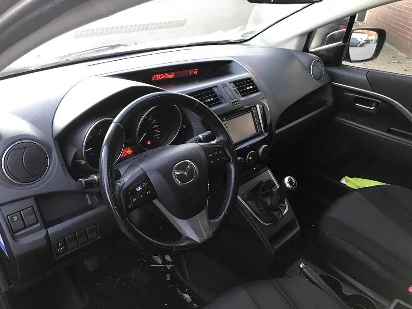 Vehicle image, number 4