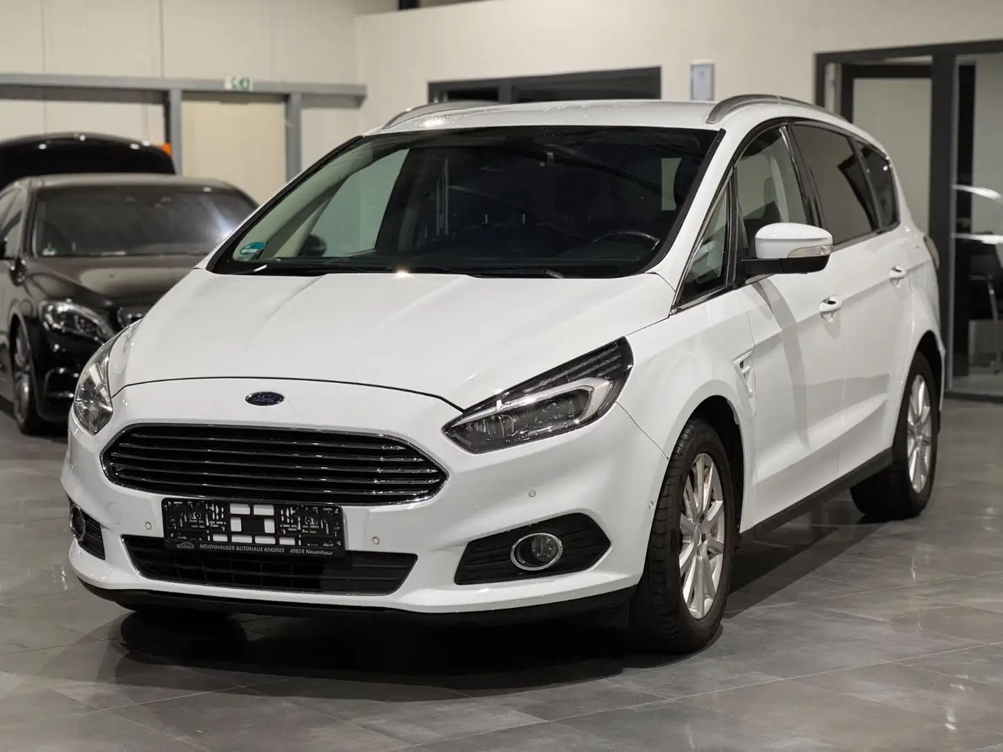 Vehicle image, number 1