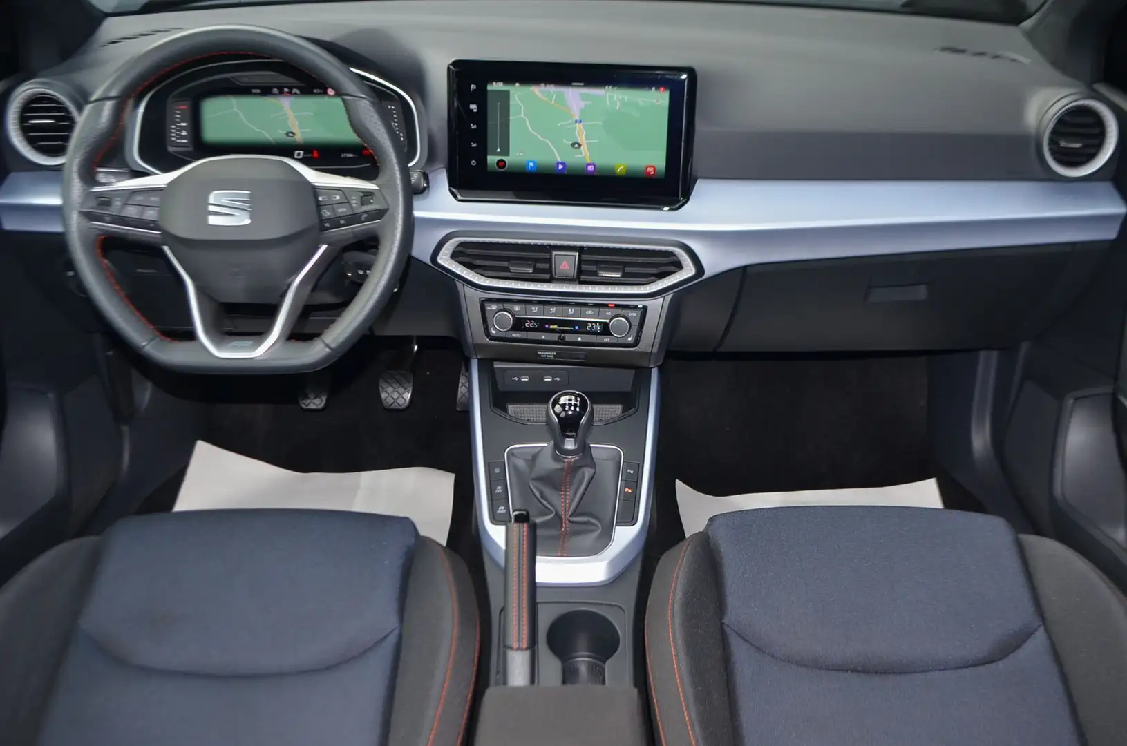 Vehicle image, number 7