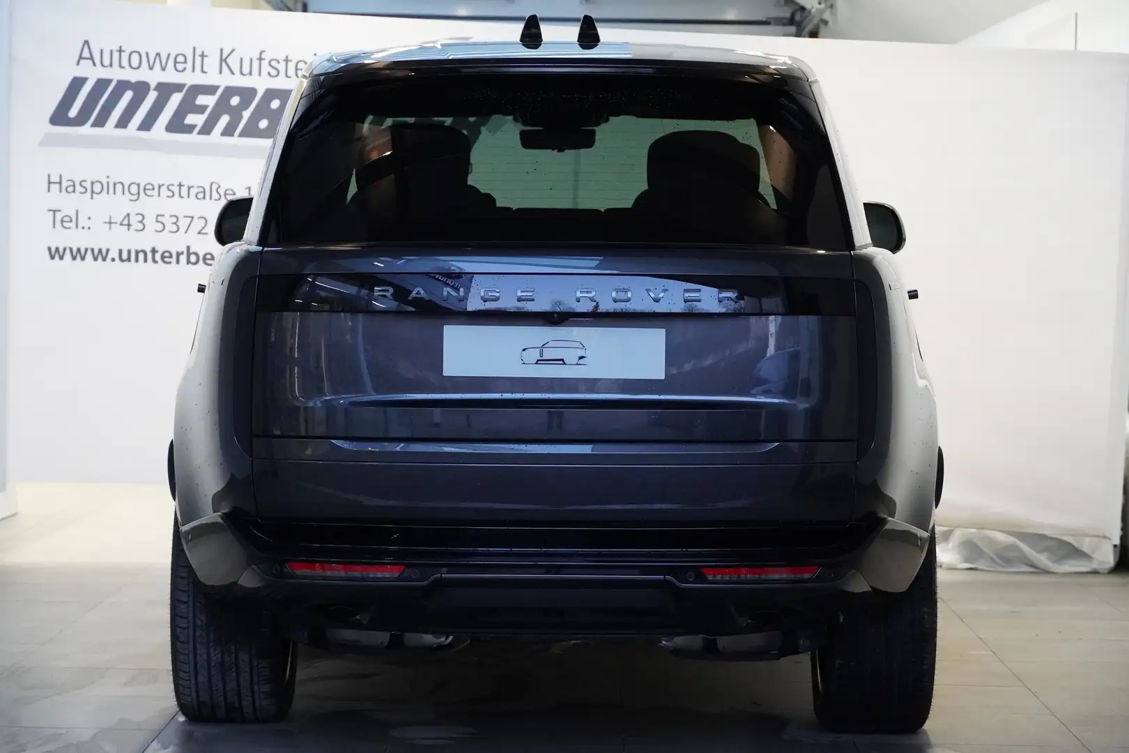 Vehicle image, number 11