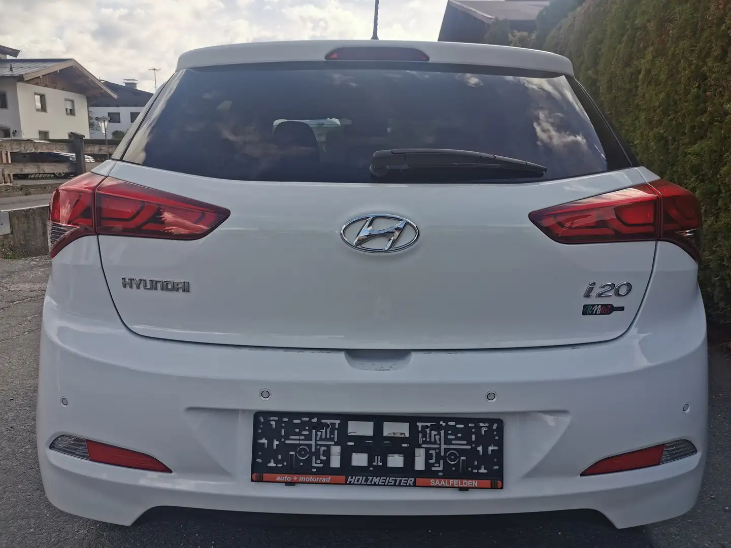 Vehicle image, number 3