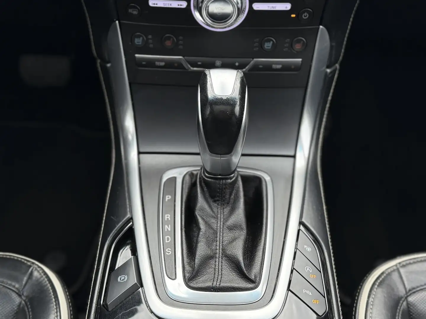 Vehicle image, number 19