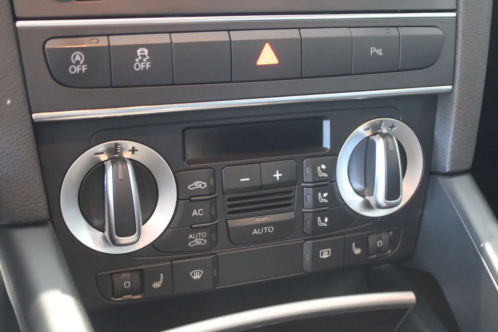 Vehicle image, number 18