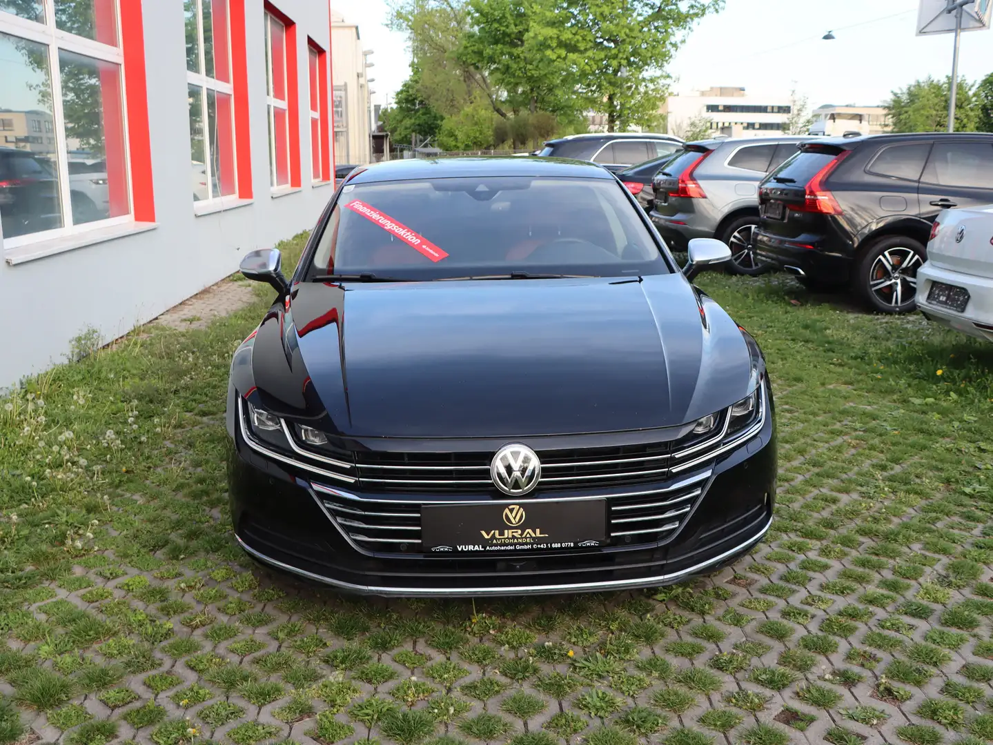 Vehicle image, number 3