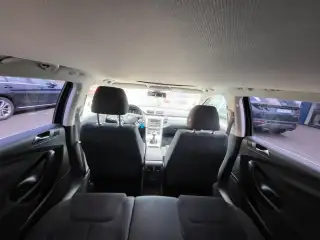 Vehicle image thumbnail, number 16