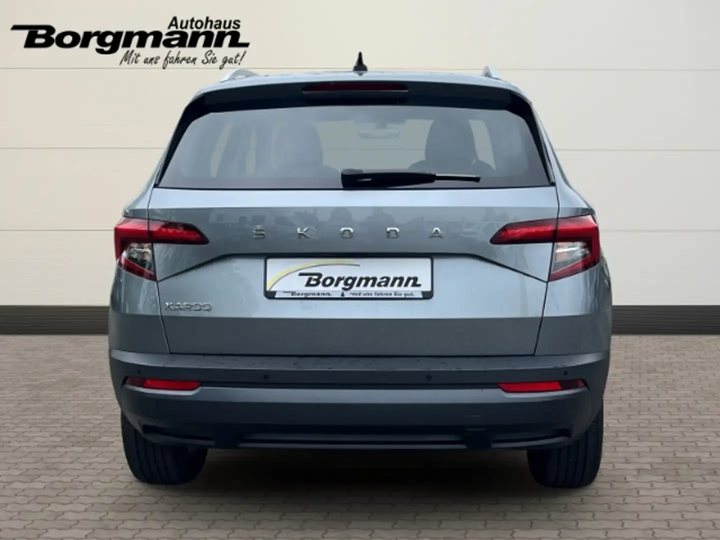 Vehicle image, number 5