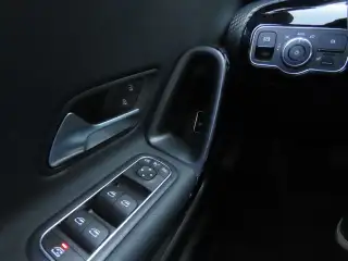 Vehicle image thumbnail, number 15