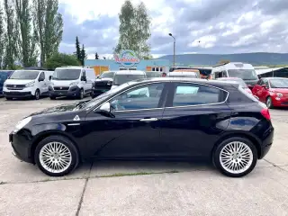 Vehicle image thumbnail, number 8